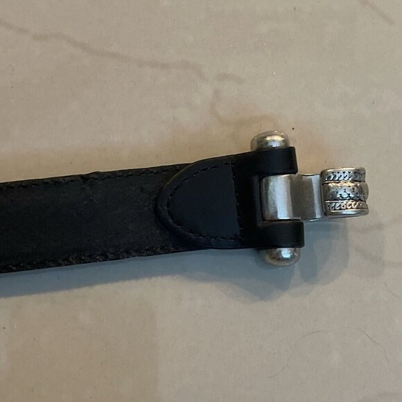 Chico's Size SM Black Slider Adjustable Leather Belt with Oval Silvertone Buckle - Picture 16 of 16